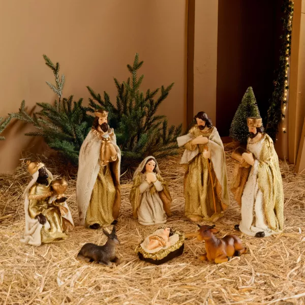 De 8 kerstfiguren van Olga