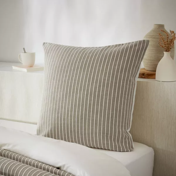 Taie d'oreiller carr�e r�versible coton textur� et percale (60 x 60 cm) Alice Ecru
