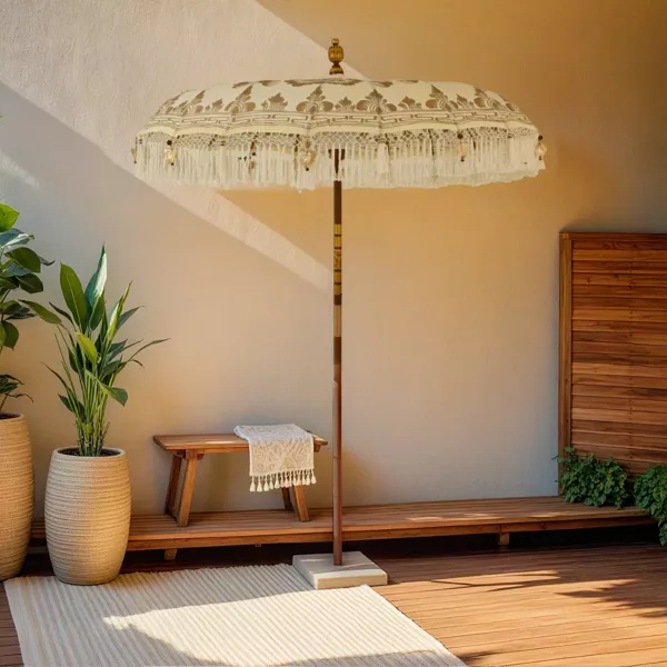 Runder Garten-Sonnenschirm mit Fransen (D2 m) Jaipur Cremeweiß und Goldverzierung
