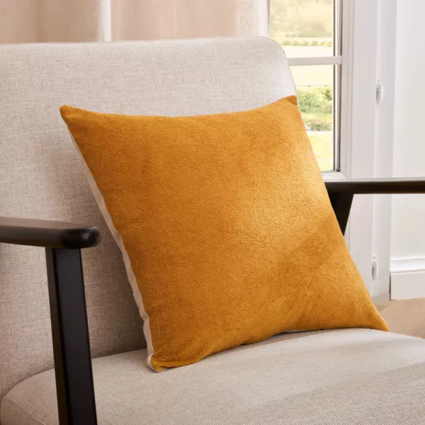 Coussin carr� bouclette (40 x 40 cm) Ava Jaune ocre