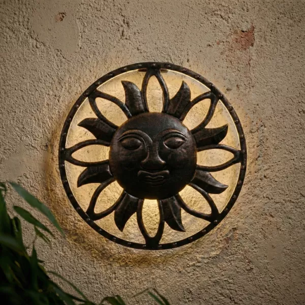 Lampe murale solaire en m�tal (D37 cm) Dieu soleil Bronze p�tin� et blanc chaud