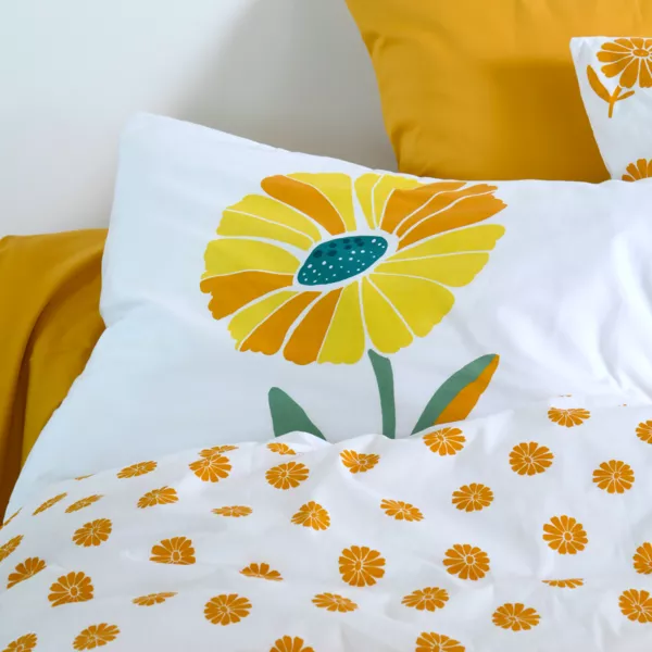 Kussensloop vierkant perkal (63 x 63 cm) Blandine Mosterdgeel