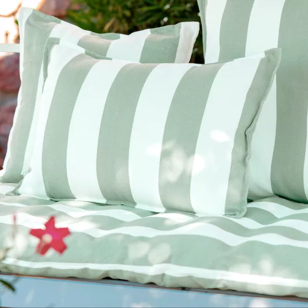 Waterafstotende rechthoekige buitenkussenhoes (40 x 60 cm) Noa Salie Groen