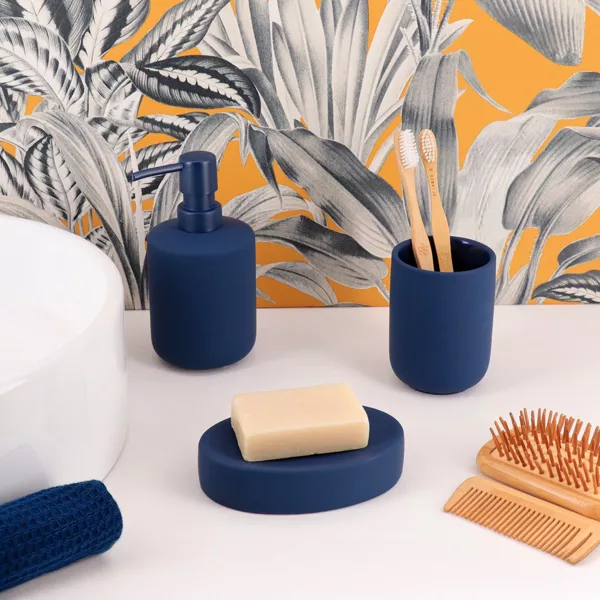 Set beker, zeepdispenser en zeephouder van aardewerk Timeless Marineblauw