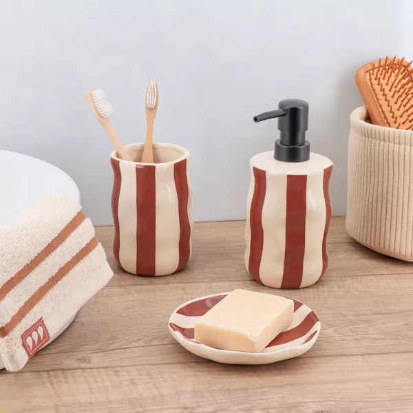 Set gobelet distributeur et porte-savon grès rayé Jeanne Taupe