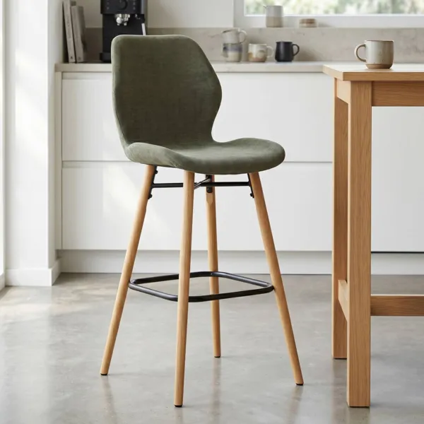 Conjunto de 2 taburetes de isla central con respaldo de tela (Asiento 65cm) Malika Verde botella