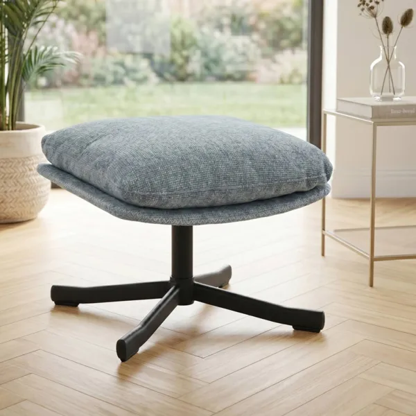 Gepolsterter Fu�hocker (H�he 44 cm) Hellblauer Moor