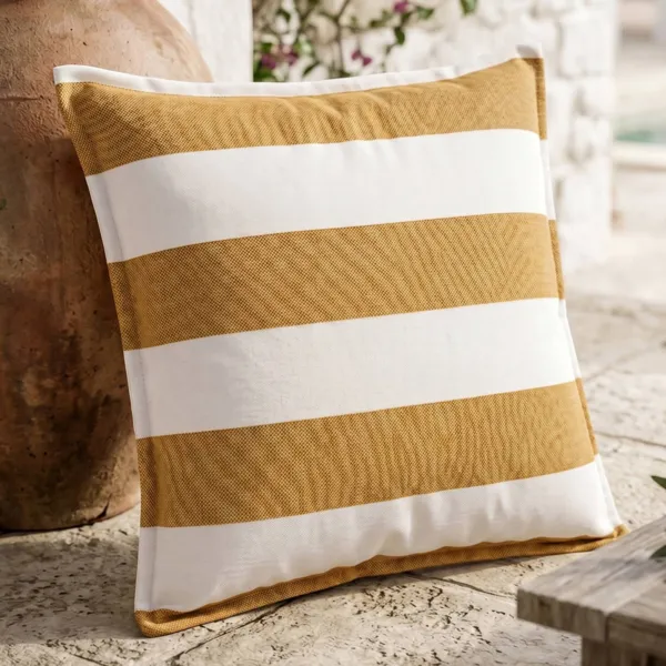Vandafvisende firkantet udend�rs pudebetr�k (60 x 60 cm) Noa Oker Gul