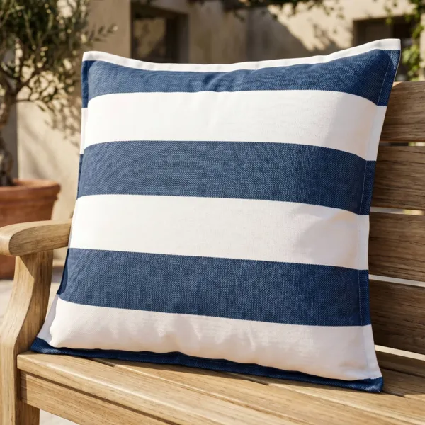 Vandafvisende firkantet udend�rs pudebetr�k (60 x 60 cm) Noa Midnight Blue
